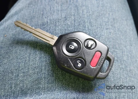 2014 Subaru Xv Crosstrek 2.0I Premium from USA, damaged, VIN JF2GPACC1E8244935